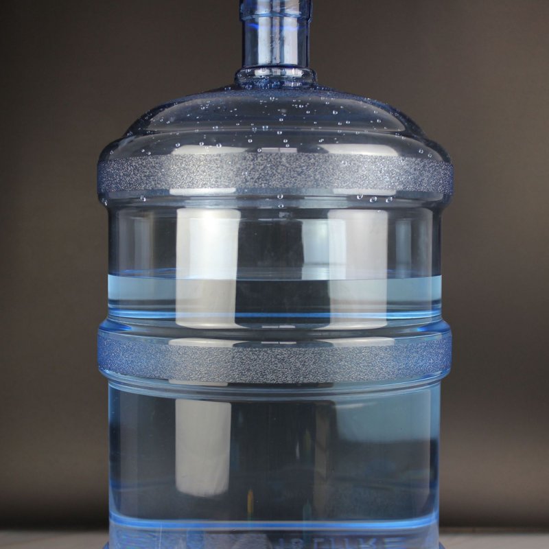 现代都市的饮水选择：桶装矿泉水